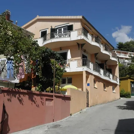 In With Sea View, Terrace, Air Conditioning, Wifi 3812-2 * Podgora